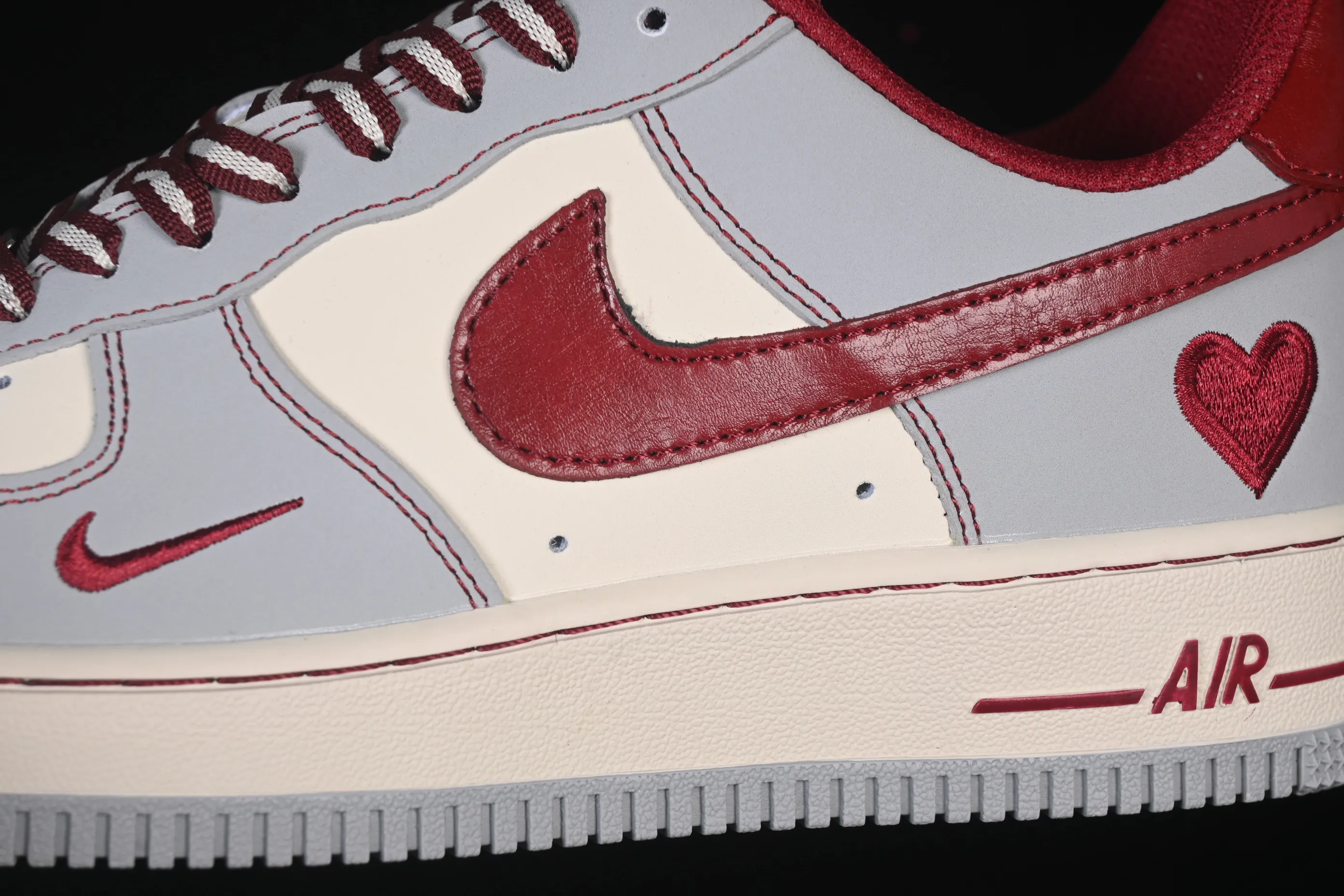 All Categories Nk Air Force 1 Air Force Series Nk Air Force 1 Low Air Force Low Nike Air Force 1'07 Low Valentine's Day Limited Soot Red Marks Air Force One Low Casual Shoes NH0601-540